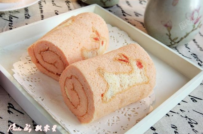 红曲彩绘蛋糕卷