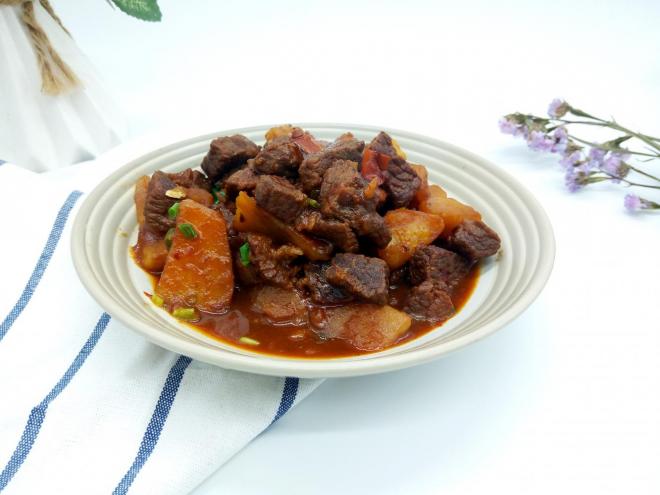 麻辣牛肉炖土豆