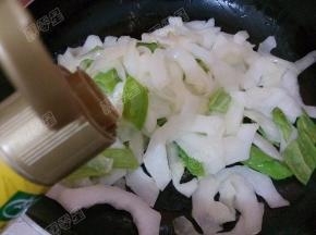 最后淋入一点香油即可