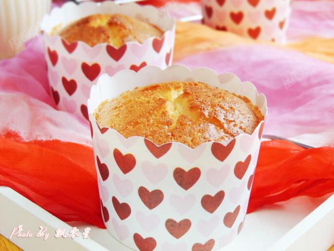 蜂蜜牛奶纸杯蛋糕