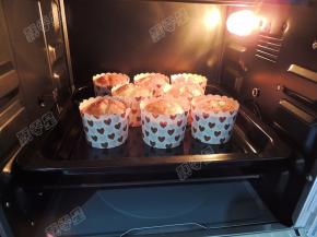 至表面上色，即可取出晾凉