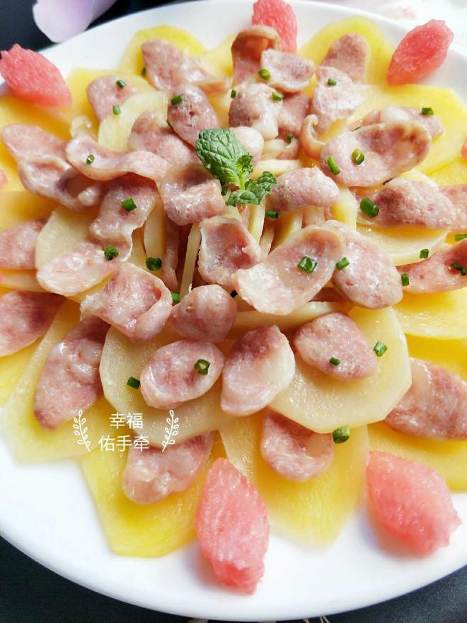 土豆蒸香肠
