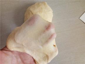 揉至扩展阶段能拉出薄膜。