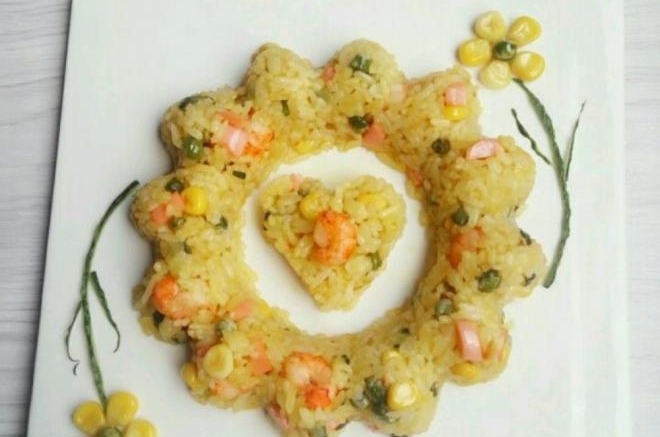 虾仁蔬菜蛋炒饭