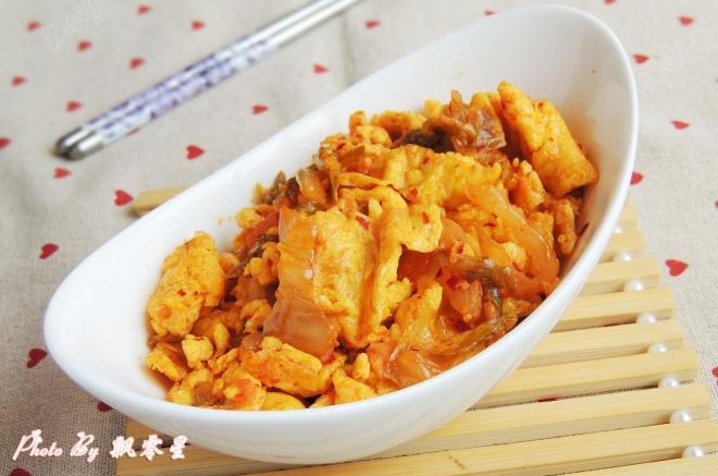 泡菜炒鸡蛋