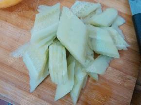 黄瓜切菱形片