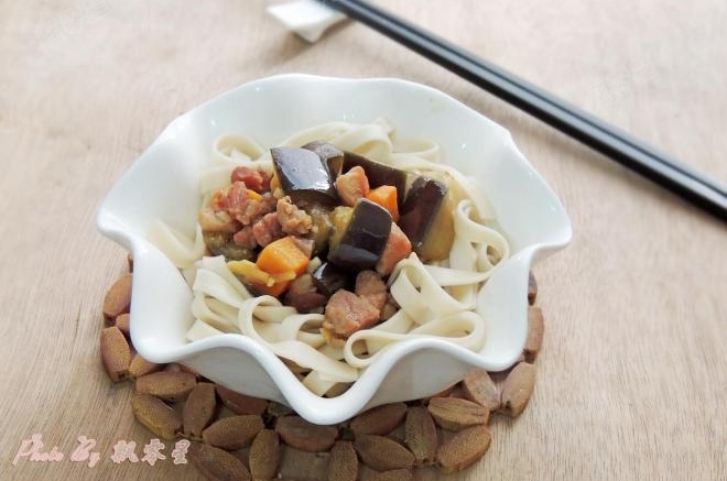 茄子肉丁面