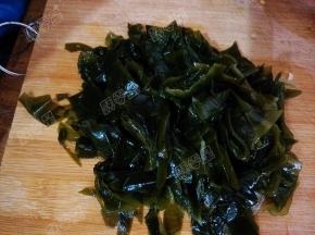 裙带菜改刀切小