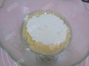 105g加入5g糖和40g油