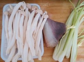 将各种材料洗净