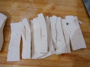 再切成一厘米宽的条状