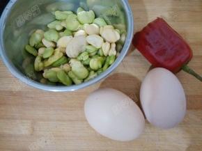 蚕豆瓣，鸡蛋，红椒