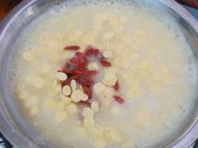 加入枸杞略煮