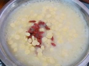 加入枸杞略煮