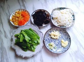 所有食材准备完成。