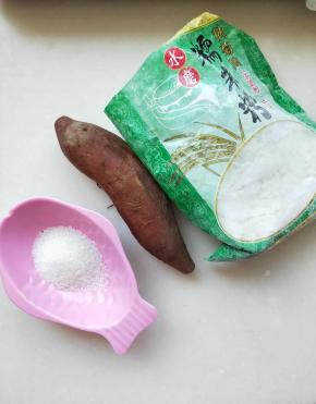 准备好材料，红薯提前煮好，