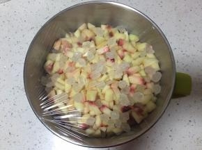 敷上保鲜膜放入冰箱冷藏四小时以上，也可以过夜