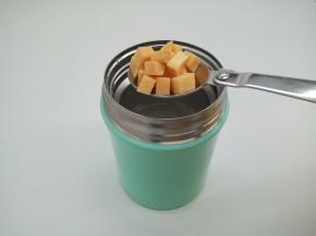 再放入煮过的番薯丁，