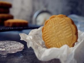 烘烤结束，取出