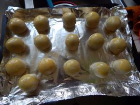 刷上一层鸡蛋液