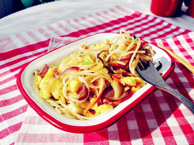 快手早餐—酱油炒面