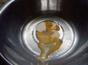 加入鸡蛋液