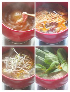 待水烧开， 一片片放入肉片，再放入木耳，金针菇，煮几分钟，继续放入豆芽，青菜