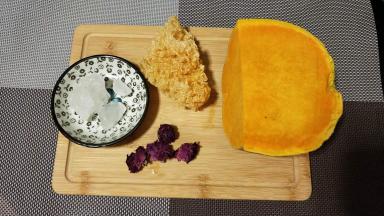 准备图示的食材
