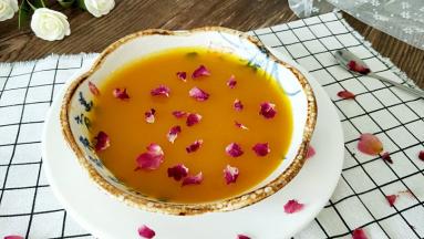 趁热享用，配面包，小饼，早餐就解决了。也可以做下午茶的甜品