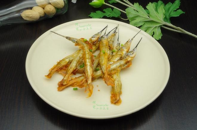 酥脆炸池鱼