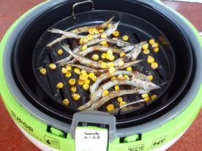 煎至熟，金灿灿，香喷喷。