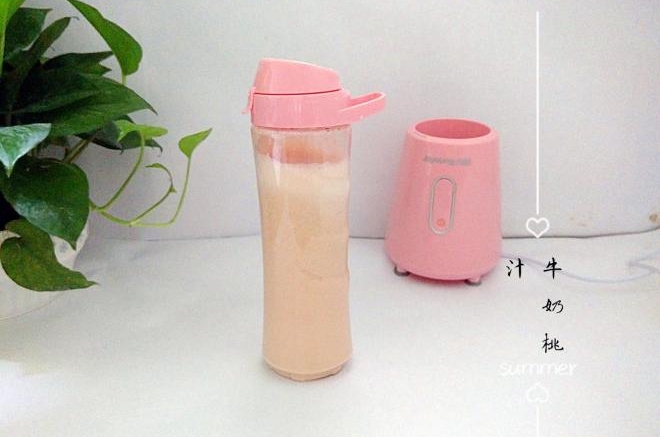牛奶桃汁