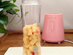 放入九阳搅拌机中