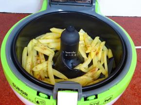 烹饪在剩余5分钟时，加入五香粉；