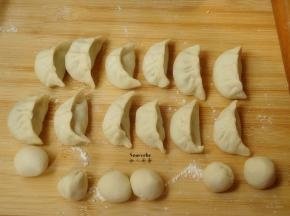 这是包好的饺子；