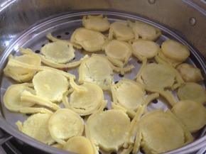 隔水蒸6、7分钟即可