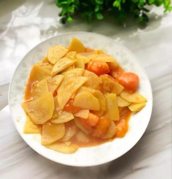 西红柿炒土豆片