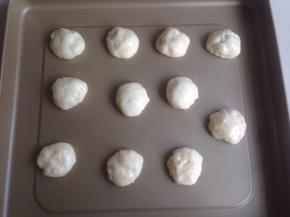 放在东菱K40C烤箱自带的不粘烤盘上，不用太在意圆不圆