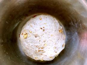 之后盖保鲜膜发酵