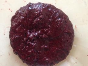 翻拌均匀到没有干粉 入冰箱冷藏至少4小时 我着急做 冷冻了半小时