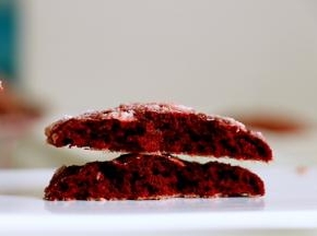 12分钟的饼干比较软 喜欢酥脆的烤得时间长一点 最后几分钟看着别烤糊了 影响卖相 