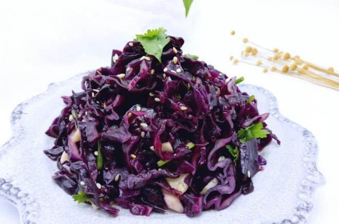 凉拌紫甘蓝