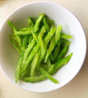 捞出晾凉或过一遍凉水