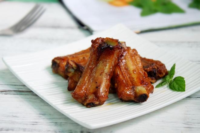 蒜香黑椒烤排骨