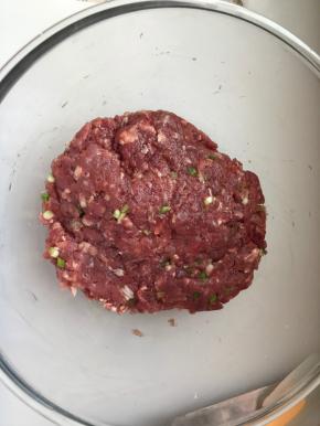 盖保鲜膜腌一会儿