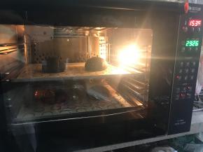风炉165度，20分钟。普通烤箱170度20分钟左右
