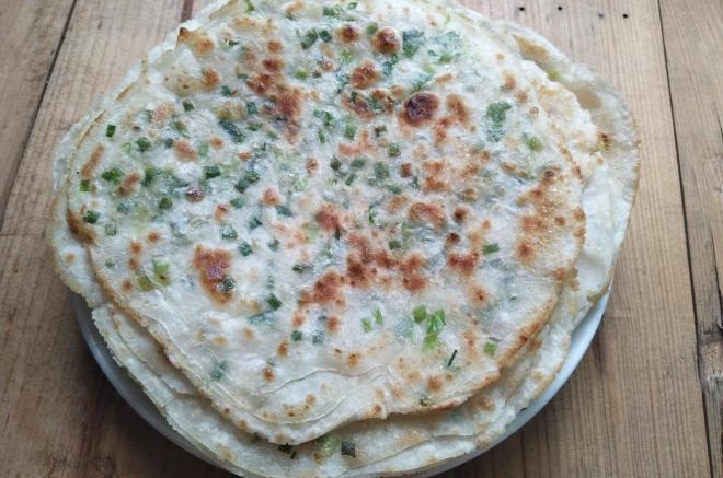 饺子皮葱油饼
