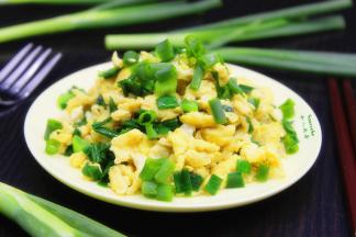 满园飘香，香葱炒蛋