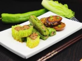 美味酿三宝就可以享用。