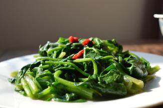 搅拌均匀，装盘即可